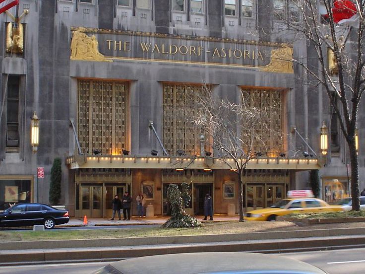 Waldorf Astoria via teka75 - Flickr