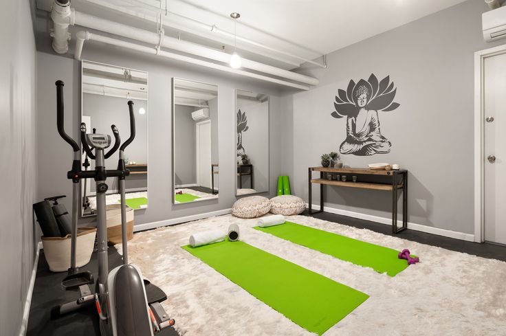 Yet another common gym? Nope - this one's exclusive to the apartment. (108 Franklin Street via Nest Seekers)