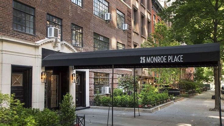 25 Monroe Place in Brooklyn Heights (Image via Bold New York)