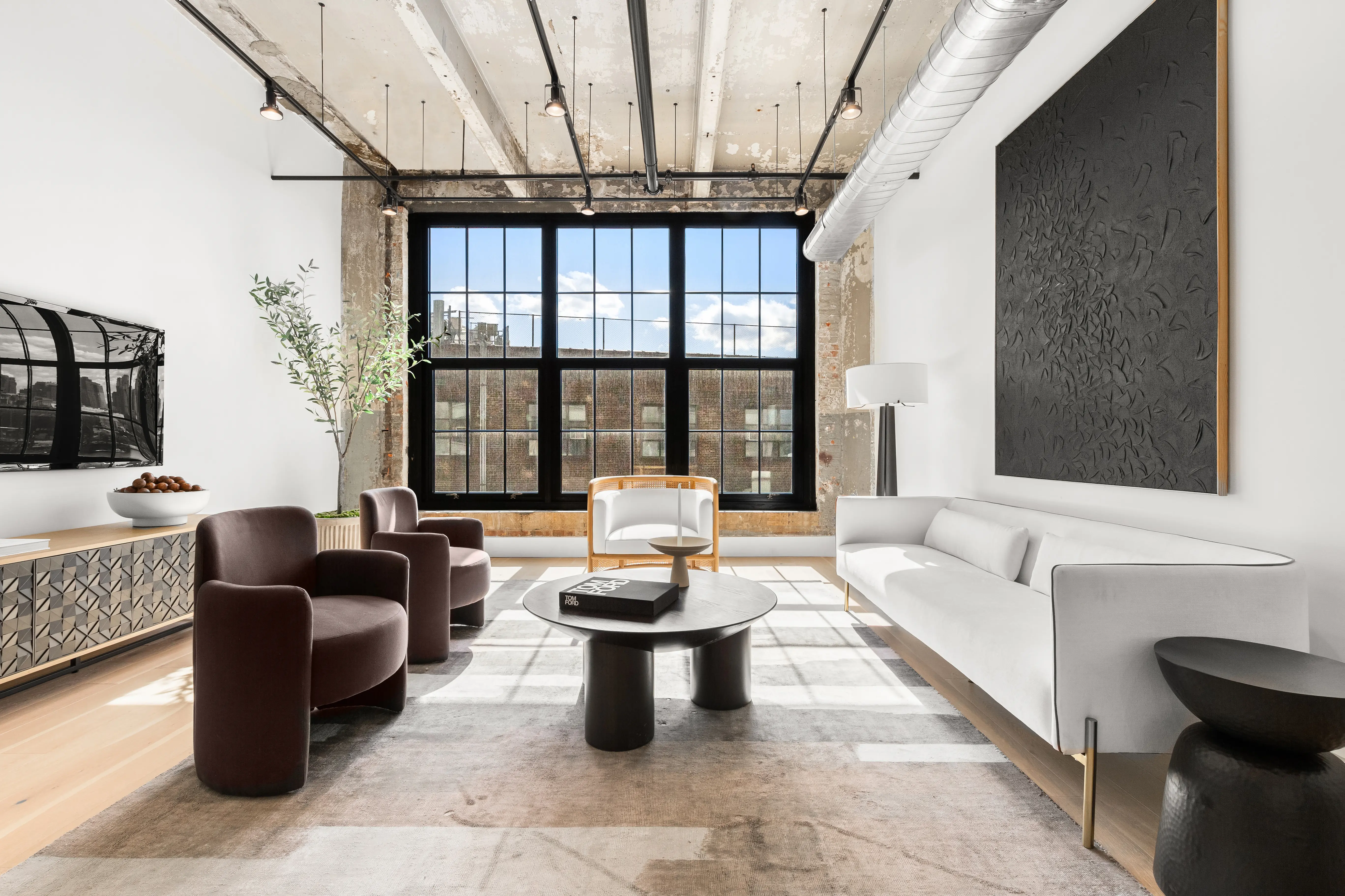 Williamsburg Lofts, 475 Kent Avenue