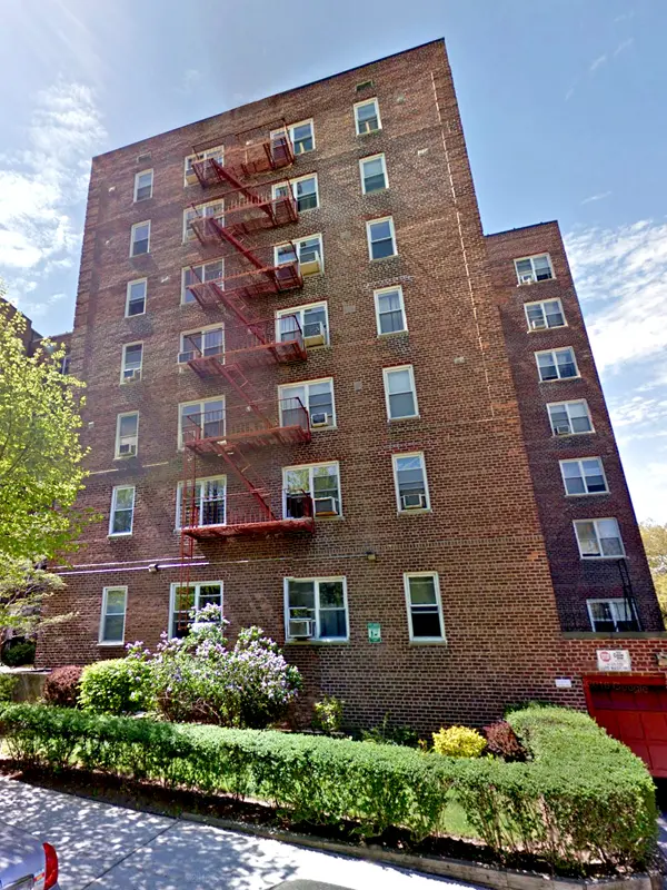 Sunny Hill Gardens, 39-20 52nd Street