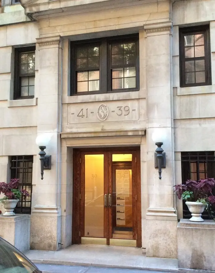 The Colonial Studios, 39 West 67th Street