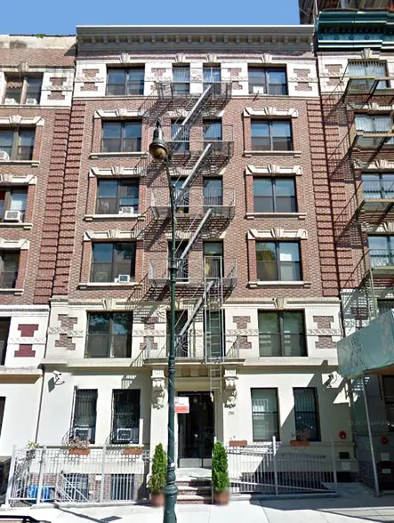 250 Parkway Condominium, 250 Manhattan Avenue