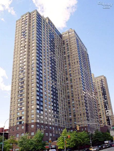 Normandie Court, 205 East 95th Street