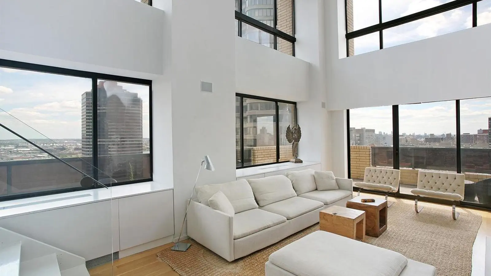 The Whitney, 311 East 38th Street