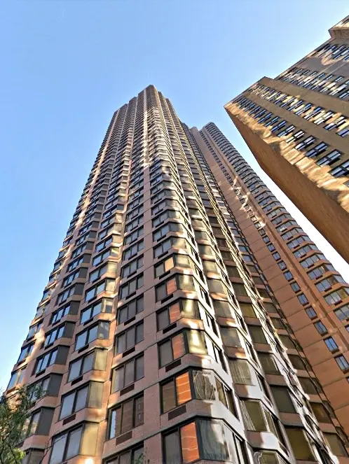 Paramount Tower, 240 East 39th Street