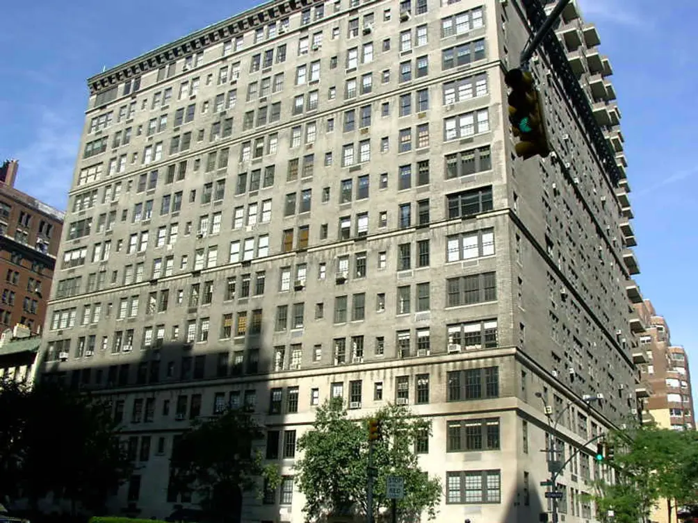 1088 Park Avenue, grand Upper East Side cooperative