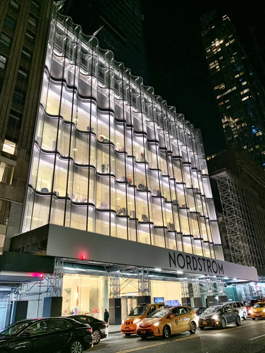 ▷ Nordstrom NYC opens it's first flagship store in the city
