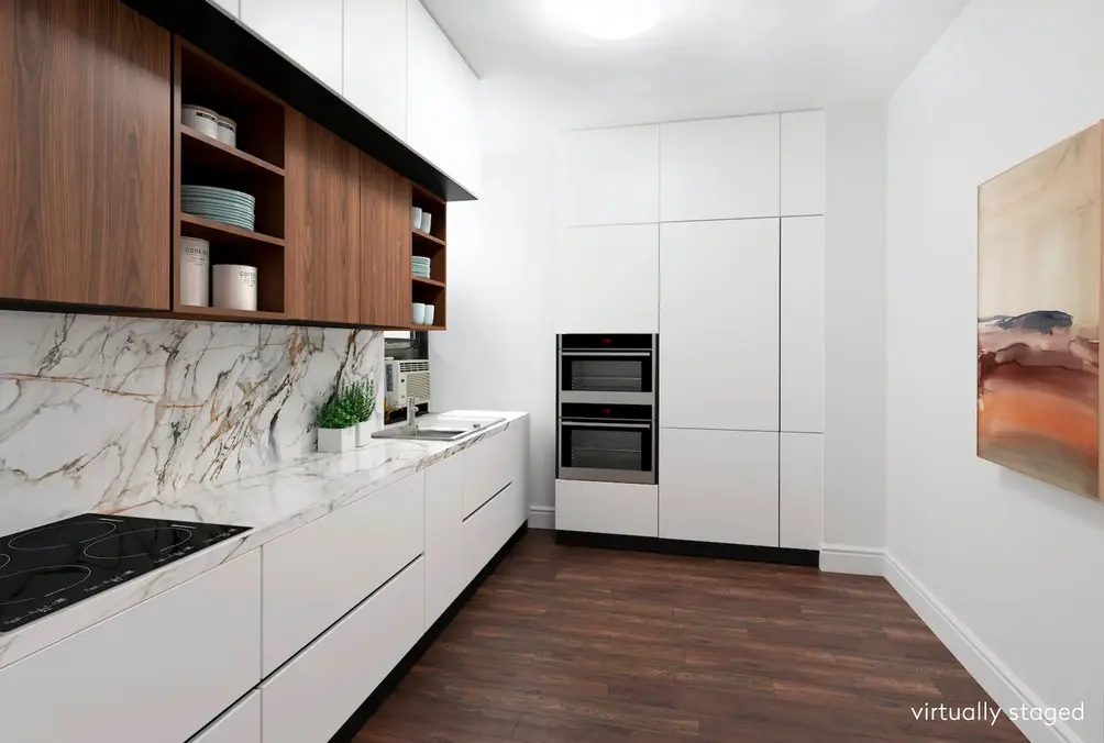 Kitchen with integrated appliances