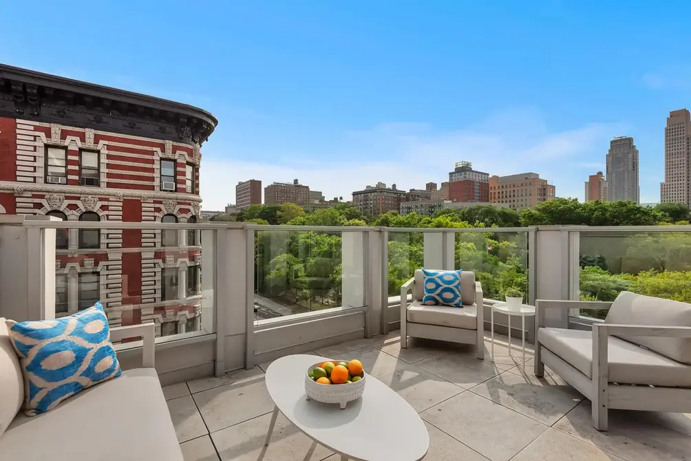 Private terrace overlooking Morningside Park