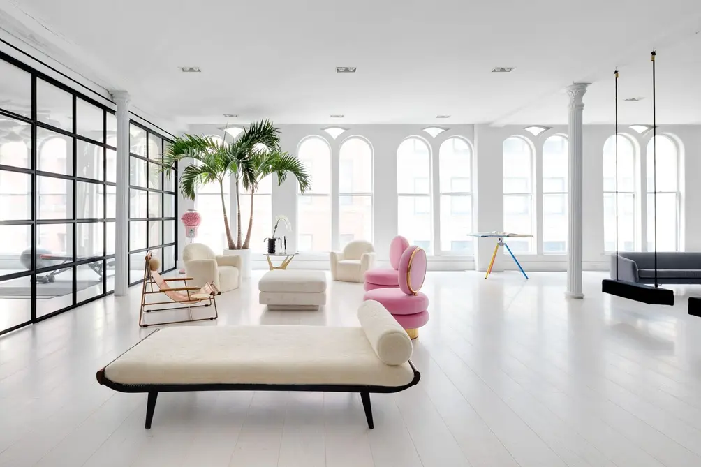 Living room with arched windows