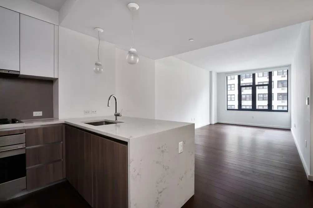The Lindley-591 Third Avenue-Murray Hill condo