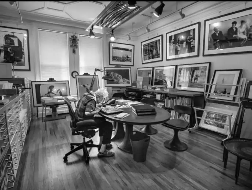 Elliott Erwitt, photographer, NYC artists' apartments