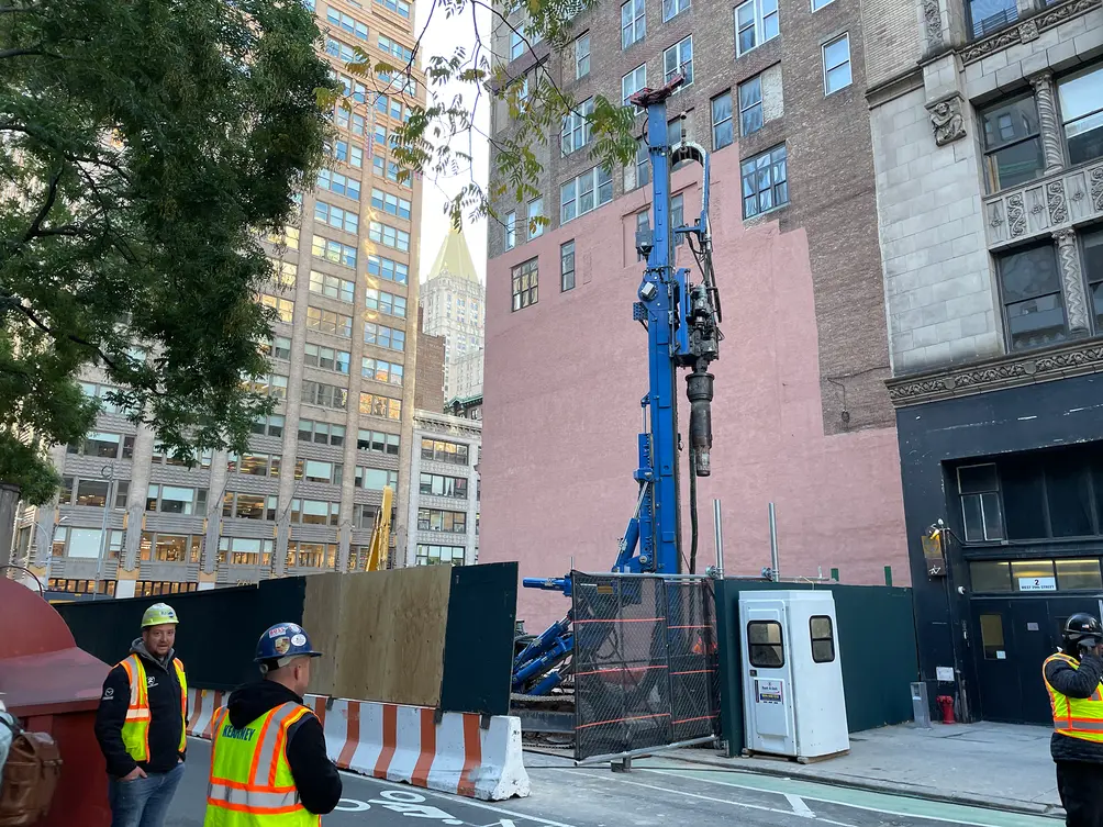 262-Fifth-Avenue-construction