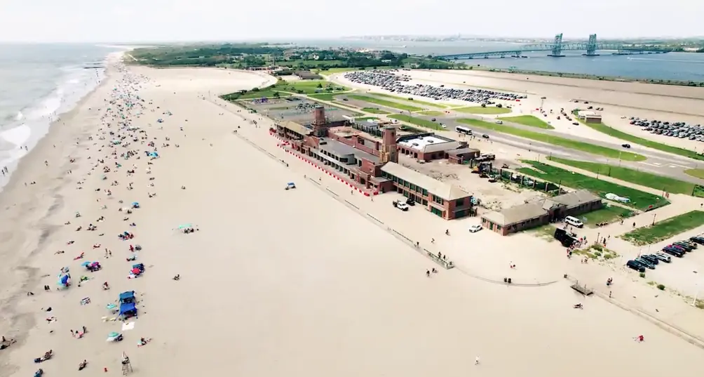 Aerial view of Jacob Riis Bathhouse