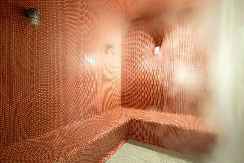 NYC in-building steam room