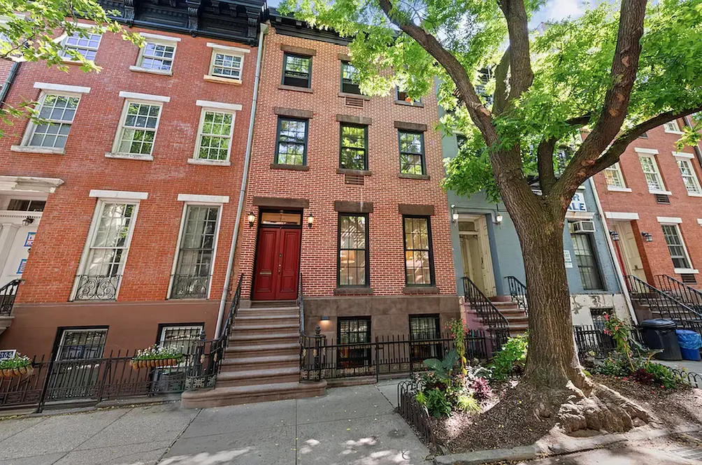 353 West 21st Street, brick townhouse