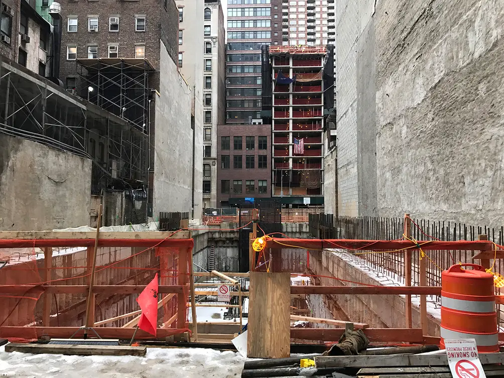 132 Madison Avenue exterior construction