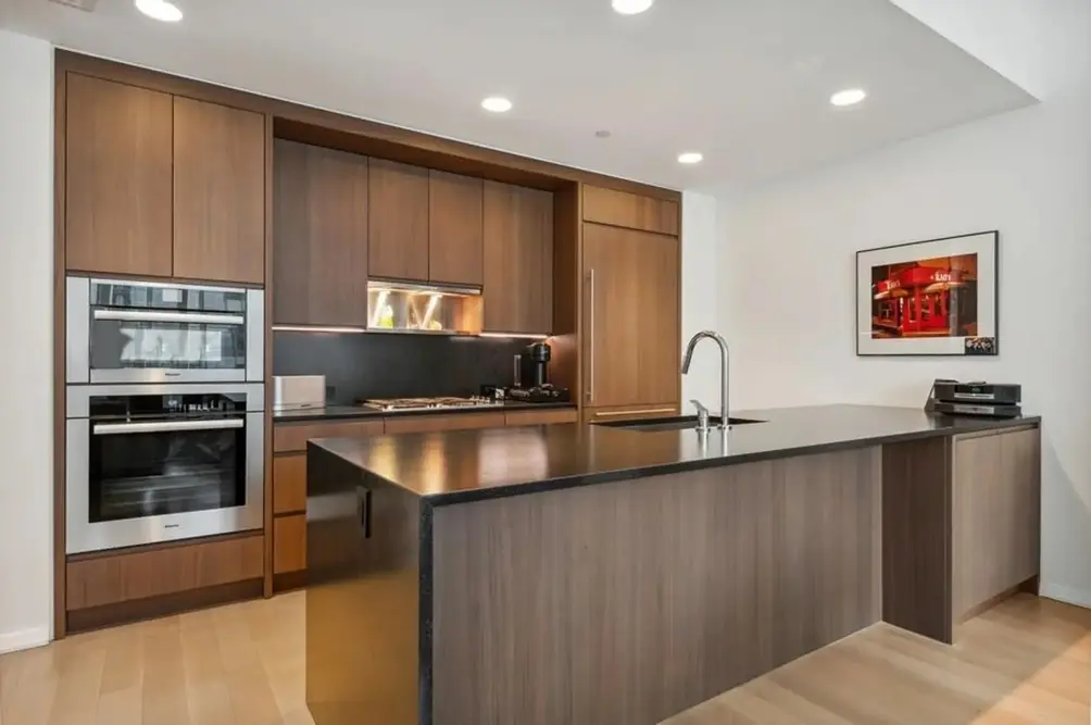 Open kitchen with dining peninsula