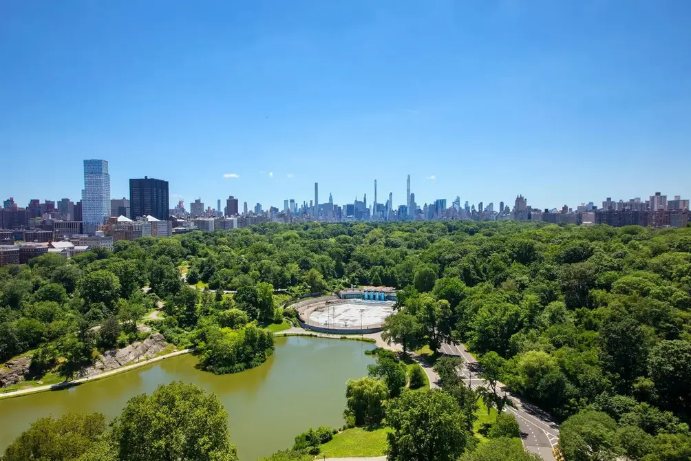 111-Central-Park-North-04