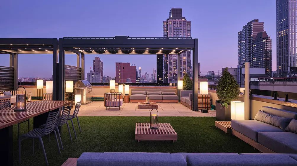 Rooftop terrace with landscaping