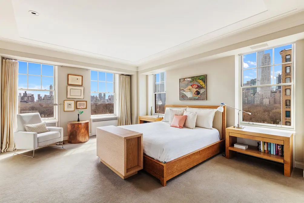 Corner bedroom with Central Park views