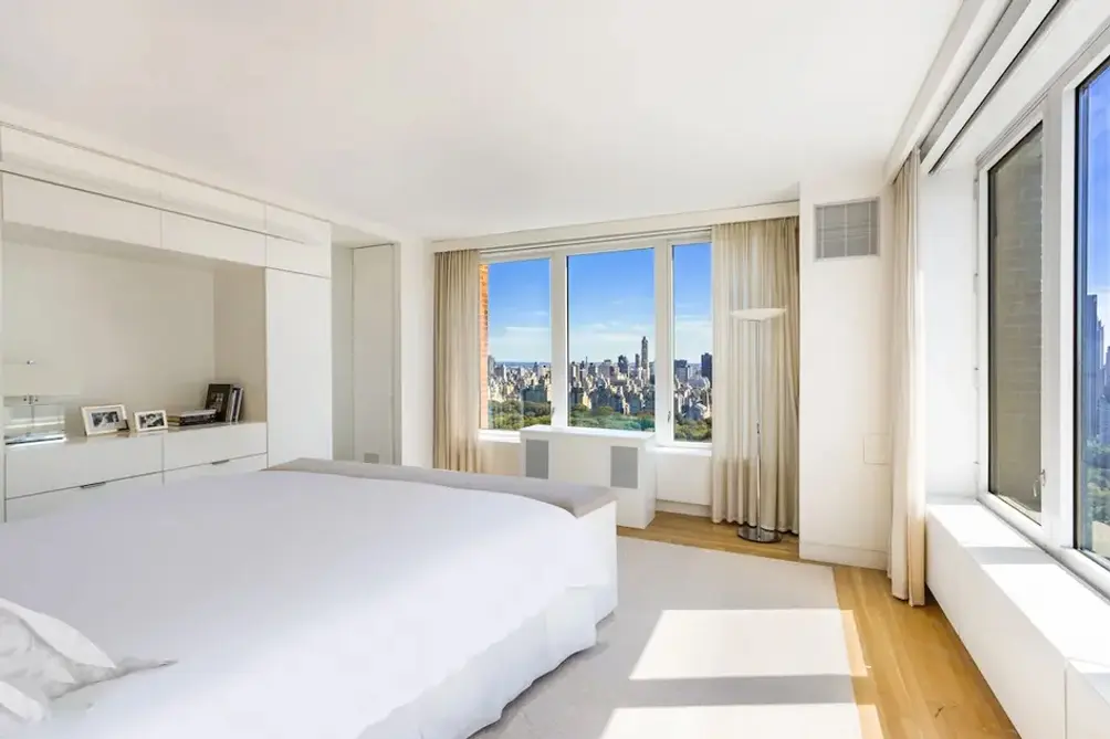 Primary suite with Central Park views