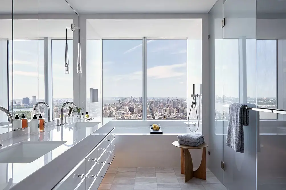 Primary bath with city views