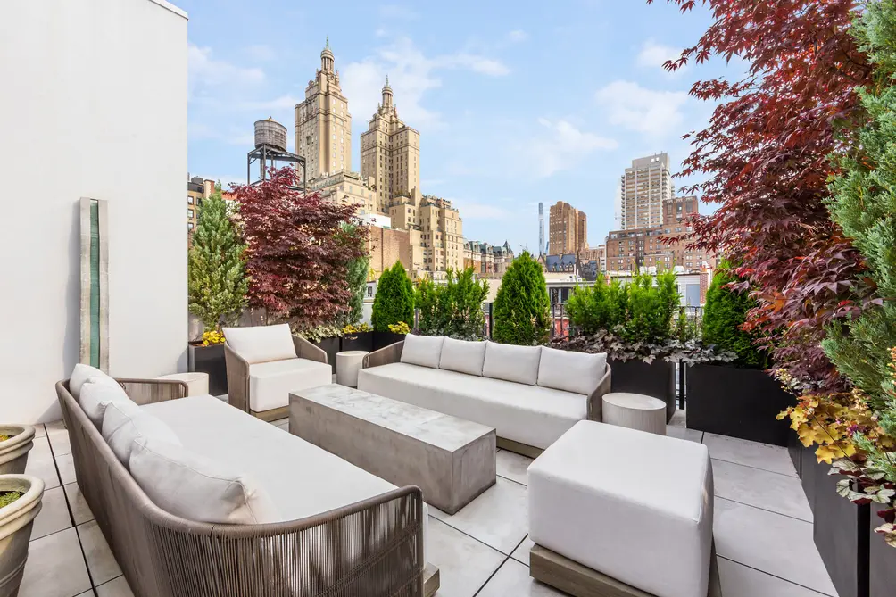 32 West 76th Street - Central Park West townhouse