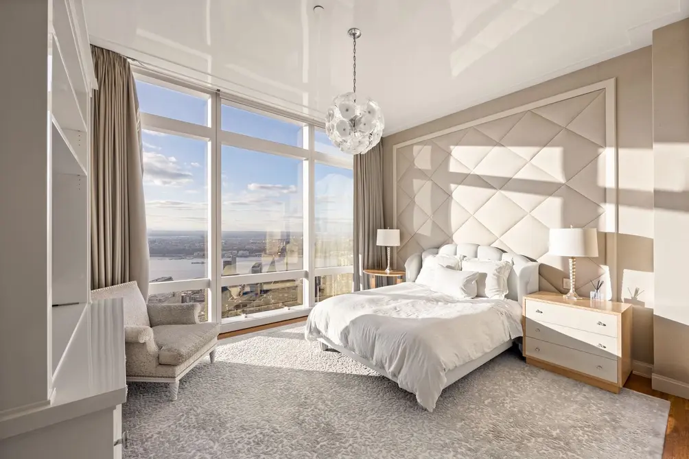 Bedroom with Hudson River views