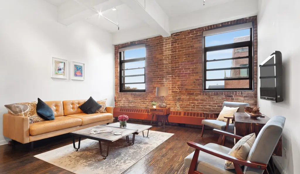 Vestiges of NYC's rich industrial past, 21 authentic loft apartments on ...