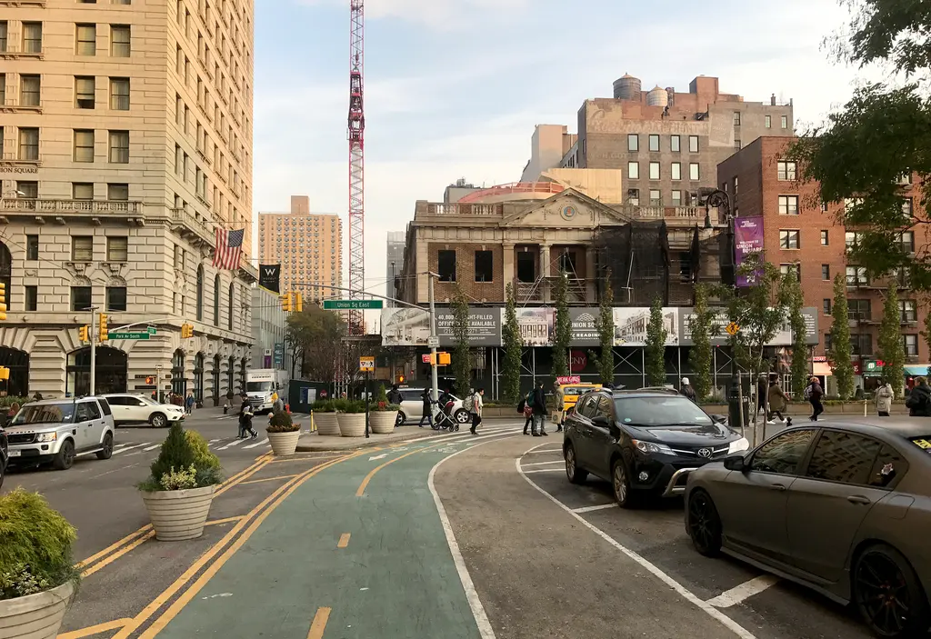 Turtle Shell-Inspired Dome Atop Old Tammany Hall Takes Shape Above ...