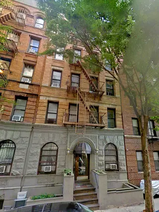 15a West 64th Street