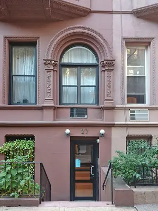 27 West 89th Street