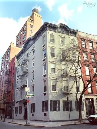 304 West 10th Street