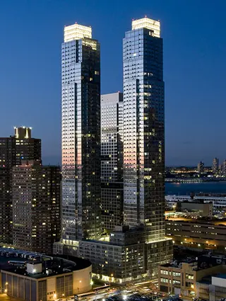 600 West 42nd Street