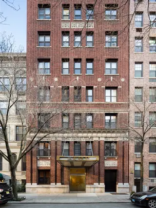 19 West 69th Street