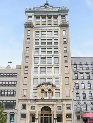 175 East Broadway