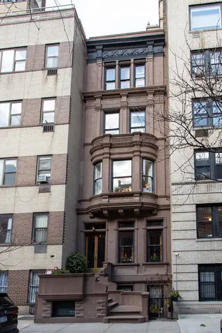 25 West 71st Street