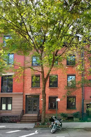 44 Stuyvesant Street