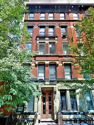 25 East 7th Street