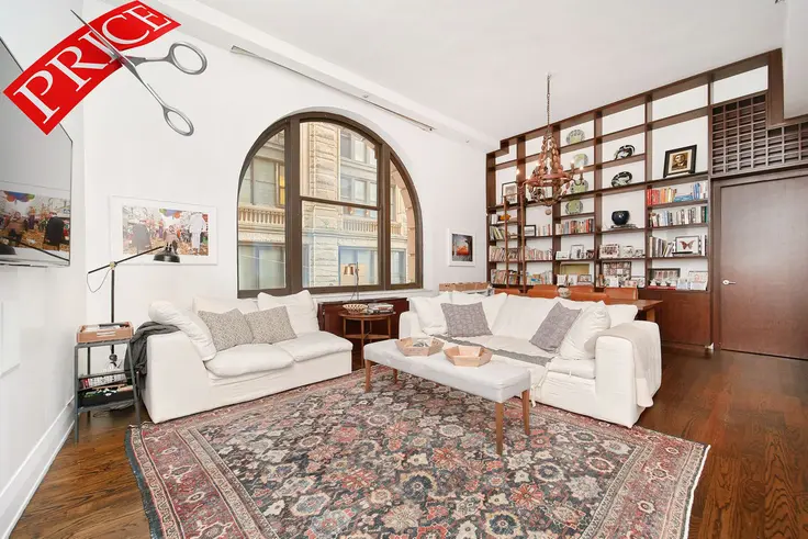 A dramatically reduced condo at 150 Nassau Street in the Financial District
