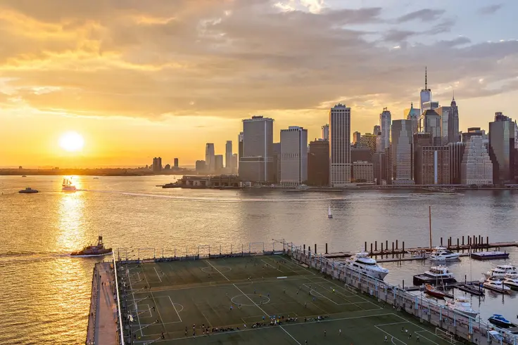 Sunset and skyline views from One Brooklyn Bridge Park, #PH1215 (Compass)