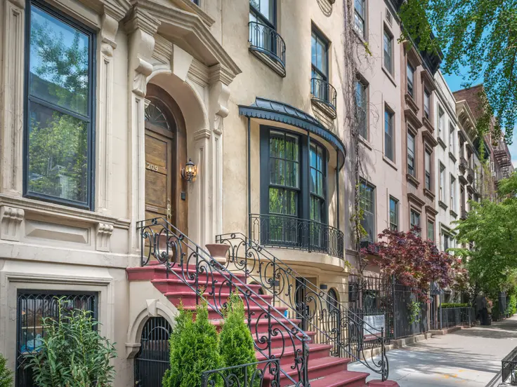 Rowhomes on the Upper East Side (CityRealty)