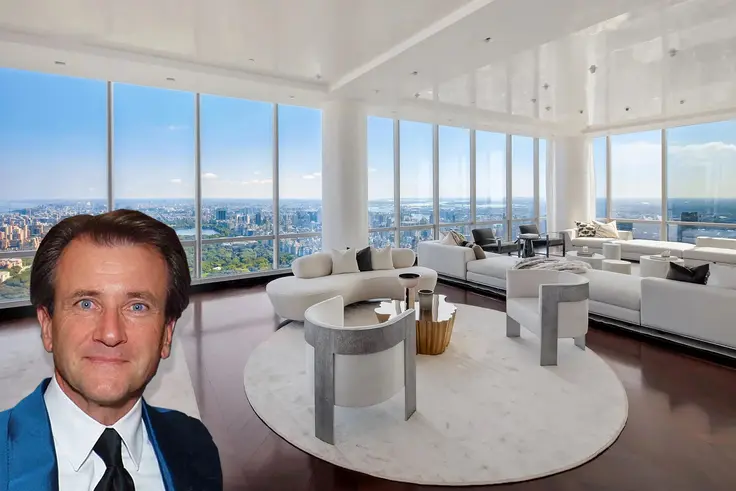 One57 #86 via Compass and Photos of Robert Herjavec By Phil Birnbaum (CC BY 2.0, https://commons.wikimedia.org/w/index.php?curid=13149885)