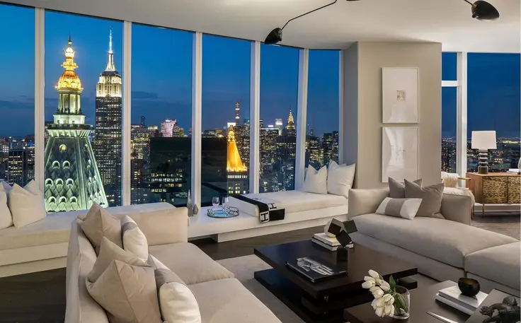 Great room with northern exposure at Madison Square Park Tower (Credit: Evan Joseph)