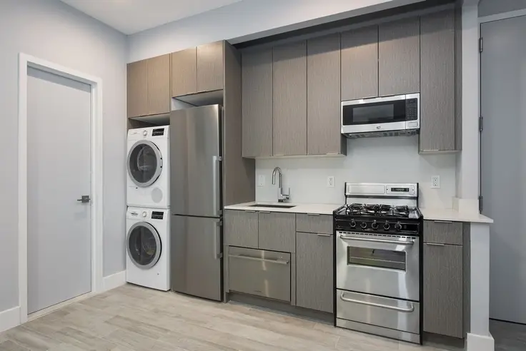 New kitchen at 347 East 105th Street (Bold New York)