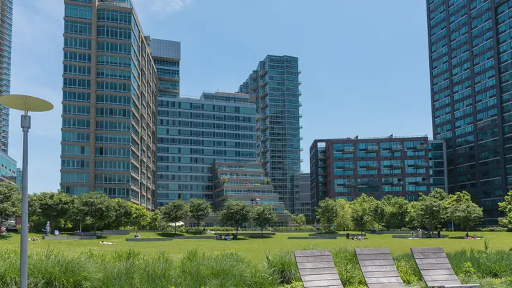 Long Island City and its waterfront are booming with new rentals, photo via CityRealty