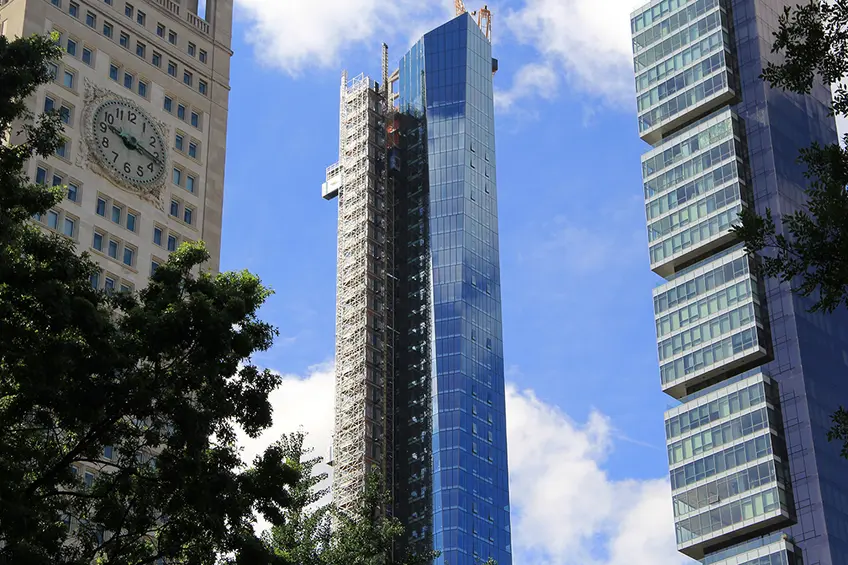 45 East 22nd Street is now the tallest skyscraper between midtown and downtown Manhattan.