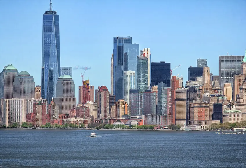 Lower Manhattan skyline via Mike Druckenbrod - Flickr